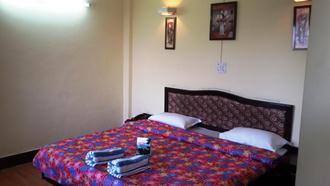 Hotel Golden Heavens, Mussoorie 2